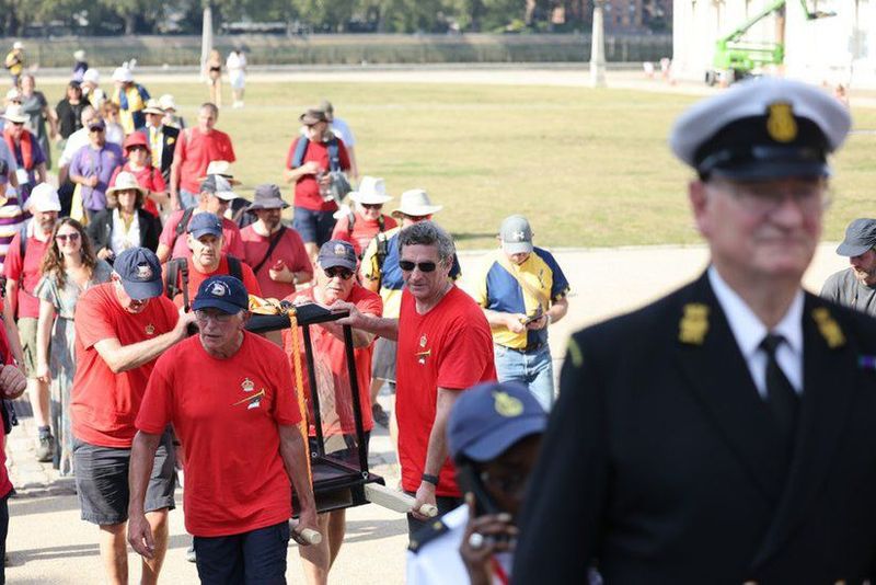 NPL donates a second Atomic Clock to RGO